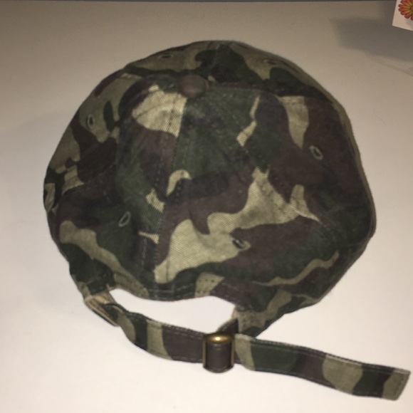 Hat - Picture 3 of 4